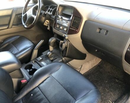 Мицубиси Паджеро 2004 в Залещиках на Automoto.ua Серый Мицубиси Паджеро, объемом двигателя 3.2 л и пробегом 280 тыс. км за 4900 $, фото 5 на Automoto.ua