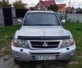Серый Мицубиси Паджеро, объемом двигателя 3 л и пробегом 367 тыс. км за 7200 $, фото 1 на Automoto.ua