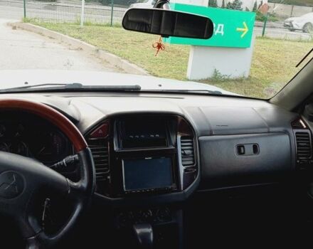 Серый Мицубиси Паджеро, объемом двигателя 3.2 л и пробегом 265 тыс. км за 7800 $, фото 5 на Automoto.ua