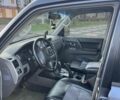 Серый Мицубиси Паджеро, объемом двигателя 3.2 л и пробегом 307 тыс. км за 5500 $, фото 5 на Automoto.ua