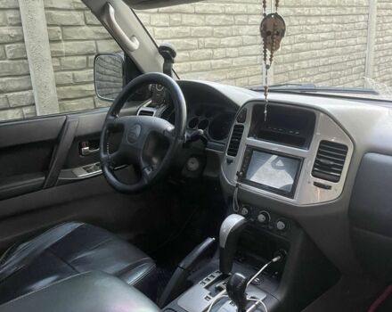 Сірий Міцубісі Паджеро, об'ємом двигуна 3.2 л та пробігом 370 тис. км за 6600 $, фото 5 на Automoto.ua