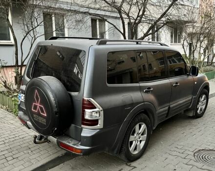 Сірий Міцубісі Паджеро, об'ємом двигуна 3.2 л та пробігом 320 тис. км за 7900 $, фото 1 на Automoto.ua