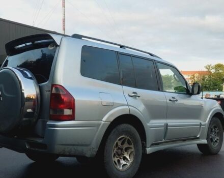 Серый Мицубиси Паджеро, объемом двигателя 3.2 л и пробегом 265 тыс. км за 7800 $, фото 3 на Automoto.ua