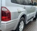 Сірий Міцубісі Паджеро, об'ємом двигуна 3.2 л та пробігом 277 тис. км за 8700 $, фото 2 на Automoto.ua