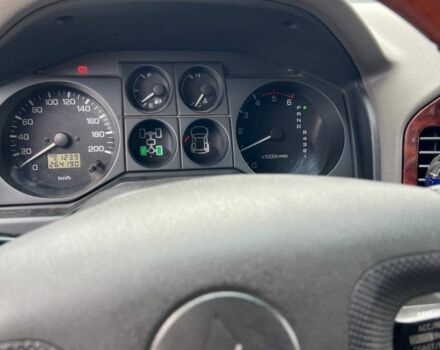 Серый Мицубиси Паджеро, объемом двигателя 3.2 л и пробегом 260 тыс. км за 4500 $, фото 3 на Automoto.ua