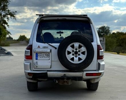 Серый Мицубиси Паджеро, объемом двигателя 3.2 л и пробегом 350 тыс. км за 4200 $, фото 5 на Automoto.ua