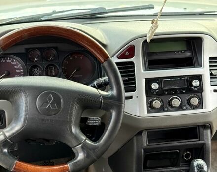 Серый Мицубиси Паджеро, объемом двигателя 3.2 л и пробегом 350 тыс. км за 4200 $, фото 12 на Automoto.ua