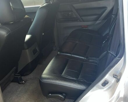 Серый Мицубиси Паджеро, объемом двигателя 3 л и пробегом 325 тыс. км за 4500 $, фото 3 на Automoto.ua