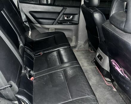Сірий Міцубісі Паджеро, об'ємом двигуна 3.2 л та пробігом 320 тис. км за 7900 $, фото 5 на Automoto.ua