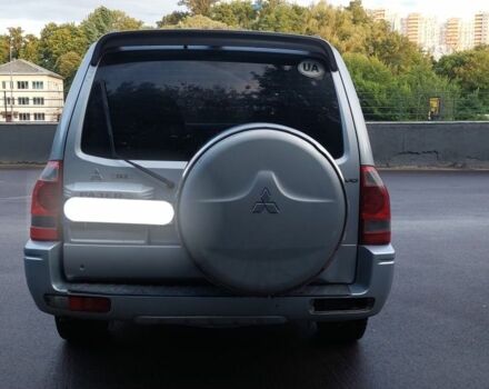 Серый Мицубиси Паджеро, объемом двигателя 3.2 л и пробегом 265 тыс. км за 7800 $, фото 2 на Automoto.ua