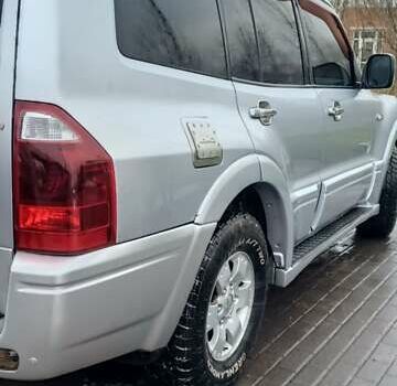 Сірий Міцубісі Паджеро, об'ємом двигуна 3.2 л та пробігом 277 тис. км за 8700 $, фото 17 на Automoto.ua