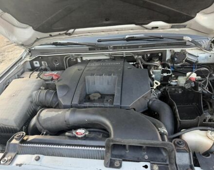 Серый Мицубиси Паджеро, объемом двигателя 3.2 л и пробегом 268 тыс. км за 4200 $, фото 9 на Automoto.ua