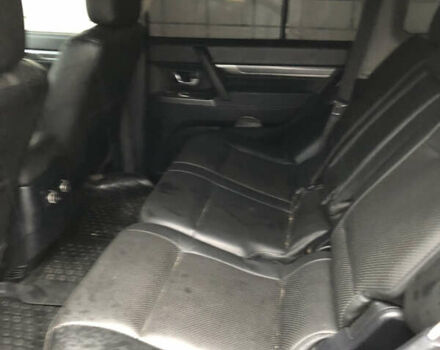 Серый Мицубиси Паджеро, объемом двигателя 3.2 л и пробегом 250 тыс. км за 13000 $, фото 5 на Automoto.ua