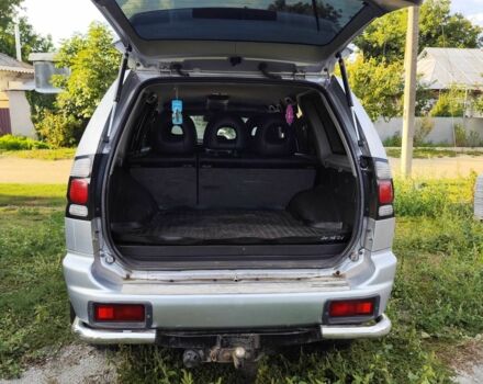 Серый Мицубиси Паджеро, объемом двигателя 2.5 л и пробегом 200 тыс. км за 10000 $, фото 5 на Automoto.ua