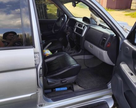 Серый Мицубиси Паджеро, объемом двигателя 2.5 л и пробегом 200 тыс. км за 10000 $, фото 3 на Automoto.ua