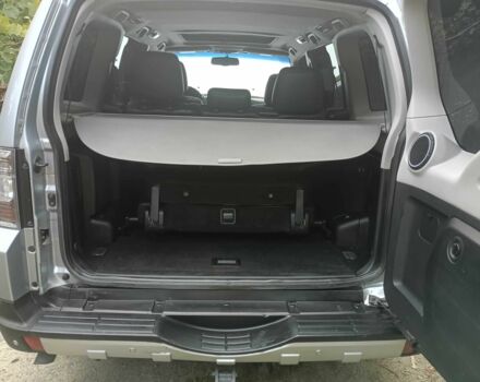 Серый Мицубиси Паджеро, объемом двигателя 3.8 л и пробегом 320 тыс. км за 9700 $, фото 16 на Automoto.ua