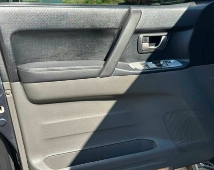 Сірий Міцубісі Паджеро, об'ємом двигуна 3 л та пробігом 230 тис. км за 6000 $, фото 10 на Automoto.ua