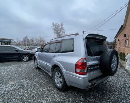 Серый Мицубиси Паджеро, объемом двигателя 3.8 л и пробегом 355 тыс. км за 7300 $, фото 2 на Automoto.ua