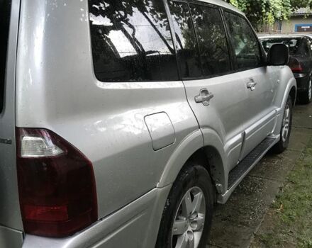 Серый Мицубиси Паджеро, объемом двигателя 3.5 л и пробегом 302 тыс. км за 8000 $, фото 2 на Automoto.ua