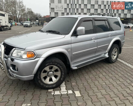 Сірий Міцубісі Паджеро, об'ємом двигуна 2.97 л та пробігом 230 тис. км за 8200 $, фото 5 на Automoto.ua