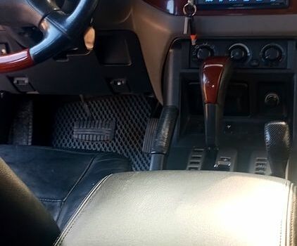 Сірий Міцубісі Паджеро, об'ємом двигуна 3 л та пробігом 280 тис. км за 8888 $, фото 5 на Automoto.ua