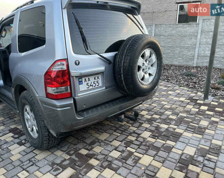 Міцубісі Паджеро 2006 у Дніпро (Дніпропетровську) на Automoto.ua Сірий Міцубісі Паджеро, об'ємом двигуна 3 л та пробігом 252 тис. км за 12500 $, фото 5 на Automoto.ua