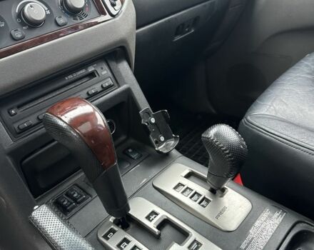 Сірий Міцубісі Паджеро, об'ємом двигуна 3.2 л та пробігом 265 тис. км за 4550 $, фото 11 на Automoto.ua