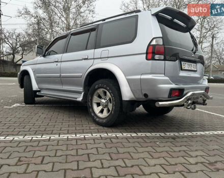 Сірий Міцубісі Паджеро, об'ємом двигуна 2.97 л та пробігом 230 тис. км за 8200 $, фото 10 на Automoto.ua