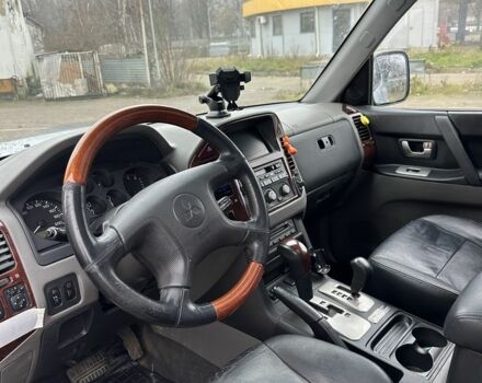 Сірий Міцубісі Паджеро, об'ємом двигуна 3.2 л та пробігом 265 тис. км за 4550 $, фото 12 на Automoto.ua