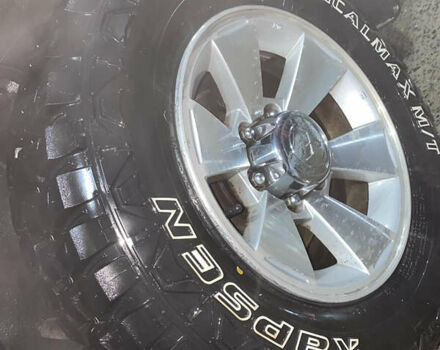 Сірий Міцубісі Паджеро, об'ємом двигуна 3 л та пробігом 208 тис. км за 9900 $, фото 4 на Automoto.ua