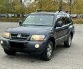 Серый Мицубиси Паджеро, объемом двигателя 3.2 л и пробегом 305 тыс. км за 3950 $, фото 1 на Automoto.ua