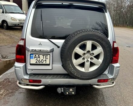 Серый Мицубиси Паджеро, объемом двигателя 3.5 л и пробегом 214 тыс. км за 6800 $, фото 3 на Automoto.ua