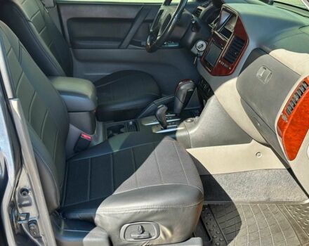 Сірий Міцубісі Паджеро, об'ємом двигуна 3 л та пробігом 230 тис. км за 6000 $, фото 22 на Automoto.ua