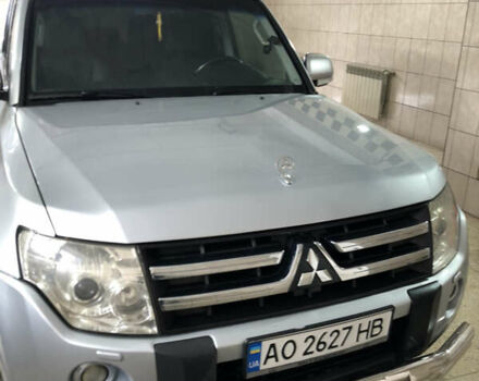 Серый Мицубиси Паджеро, объемом двигателя 3.2 л и пробегом 250 тыс. км за 13000 $, фото 4 на Automoto.ua
