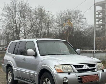 Сірий Міцубісі Паджеро, об'ємом двигуна 3.2 л та пробігом 265 тис. км за 4550 $, фото 3 на Automoto.ua