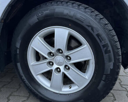 Серый Мицубиси Паджеро, объемом двигателя 3.2 л и пробегом 253 тыс. км за 12500 $, фото 10 на Automoto.ua