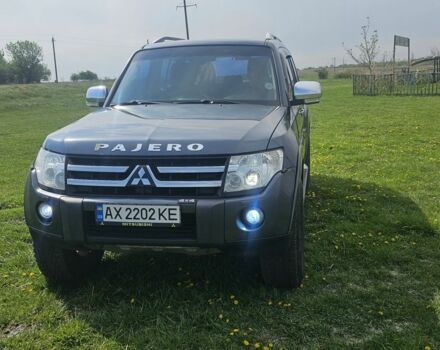Сірий Міцубісі Паджеро, об'ємом двигуна 3 л та пробігом 300 тис. км за 11500 $, фото 16 на Automoto.ua
