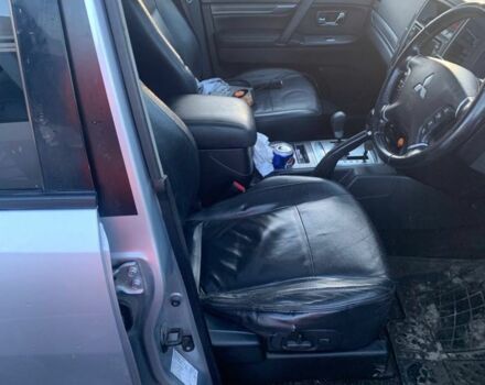 Серый Мицубиси Паджеро, объемом двигателя 3.2 л и пробегом 150 тыс. км за 4062 $, фото 5 на Automoto.ua