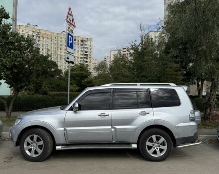 Серый Мицубиси Паджеро, объемом двигателя 3 л и пробегом 199 тыс. км за 8500 $, фото 4 на Automoto.ua