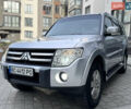 Серый Мицубиси Паджеро, объемом двигателя 3 л и пробегом 299 тыс. км за 10550 $, фото 1 на Automoto.ua