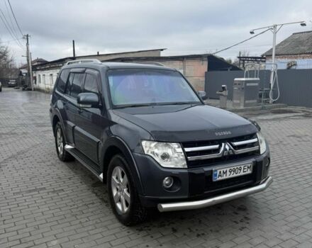 Серый Мицубиси Паджеро, объемом двигателя 3.2 л и пробегом 259 тыс. км за 12900 $, фото 2 на Automoto.ua