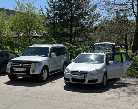 Серый Мицубиси Паджеро, объемом двигателя 3.8 л и пробегом 243 тыс. км за 13500 $, фото 2 на Automoto.ua