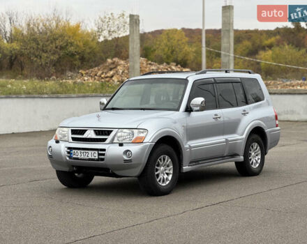 Сірий Міцубісі Паджеро, об'ємом двигуна 2.97 л та пробігом 211 тис. км за 10970 $, фото 2 на Automoto.ua