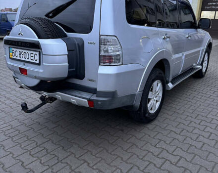 Серый Мицубиси Паджеро, объемом двигателя 3.2 л и пробегом 253 тыс. км за 12500 $, фото 6 на Automoto.ua