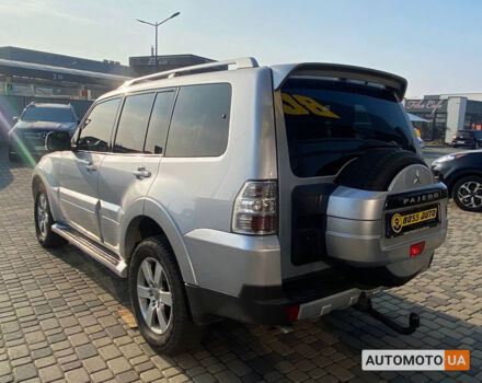 Сірий Міцубісі Паджеро, об'ємом двигуна 3.2 л та пробігом 260 тис. км за 15300 $, фото 4 на Automoto.ua