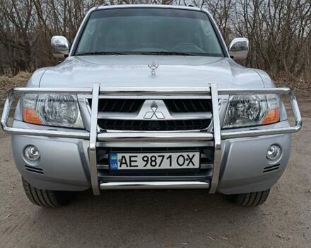 Серый Мицубиси Паджеро, объемом двигателя 2.97 л и пробегом 135 тыс. км за 11000 $, фото 1 на Automoto.ua