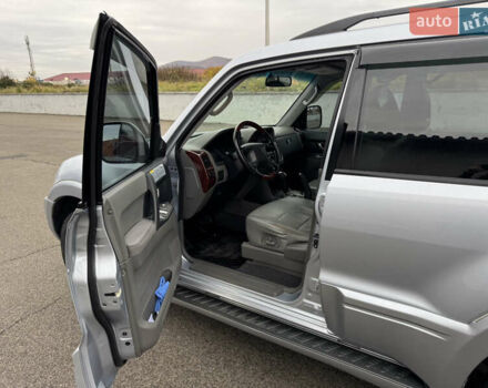 Сірий Міцубісі Паджеро, об'ємом двигуна 2.97 л та пробігом 211 тис. км за 10970 $, фото 17 на Automoto.ua