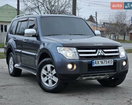 Сірий Міцубісі Паджеро, об'ємом двигуна 3 л та пробігом 187 тис. км за 11777 $, фото 65 на Automoto.ua