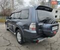 Сірий Міцубісі Паджеро, об'ємом двигуна 3 л та пробігом 187 тис. км за 11777 $, фото 4 на Automoto.ua