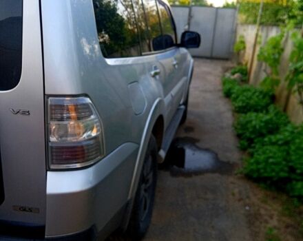 Сірий Міцубісі Паджеро, об'ємом двигуна 3 л та пробігом 240 тис. км за 11000 $, фото 4 на Automoto.ua